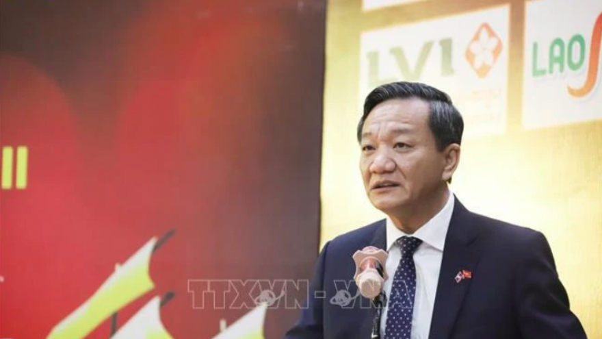 Vietnamese businesses honoured for contributions to Vietnam-Laos ties